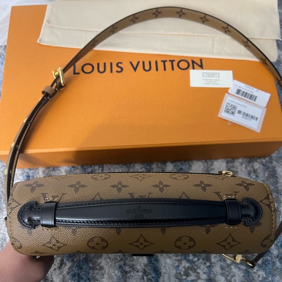 NWT Louis Vuitton Pochette Metis in Reverse Monogram (MADE IN FRANCE) DATE CODE - Picture 8 of 16